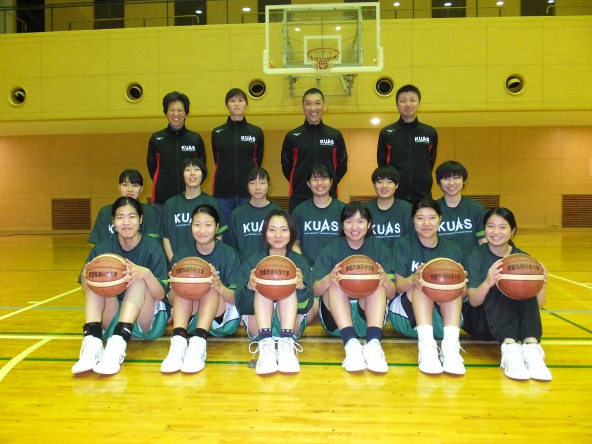 20191203_New_coach_wbasket03.png