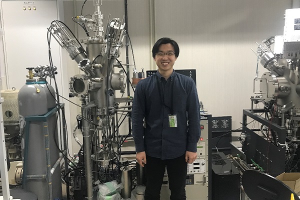 大学院工学研究科修士2年生の安木大恭さん（工学部ナノ