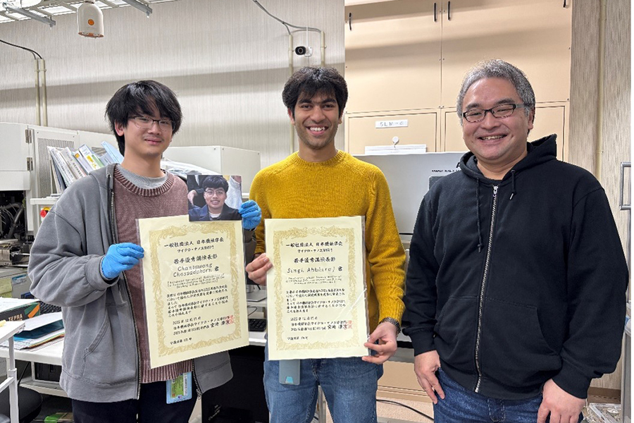 工学研究科Chessadakorn Chantawongさんと工学部Abbhiraj Singhさんが日本機械学会若手優秀講演表彰を同時受賞